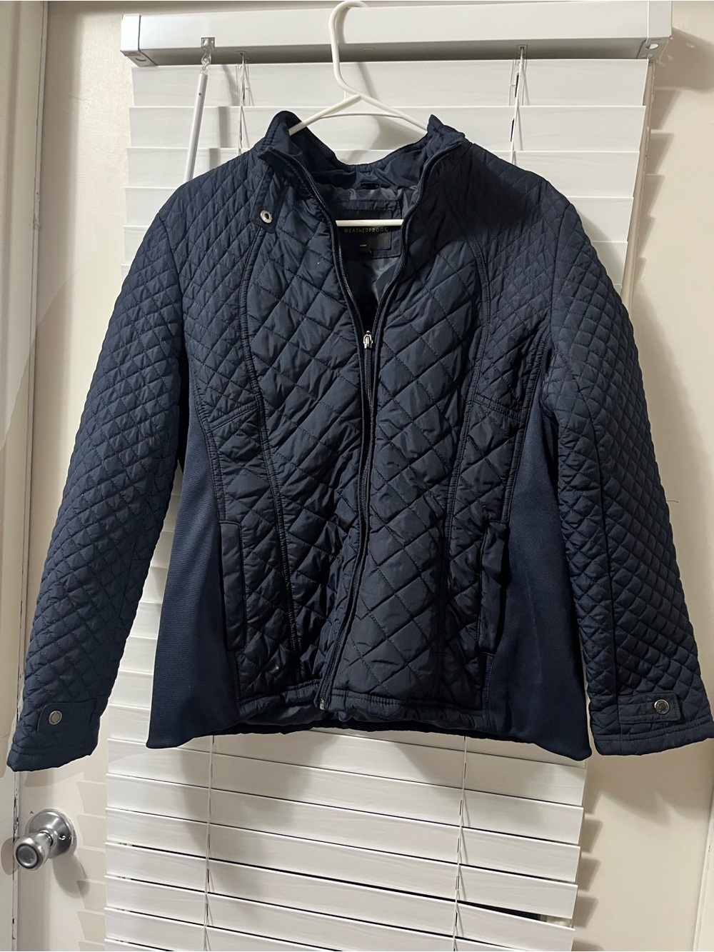 Weatherproof women Quilted Puffer Jacket in Navy